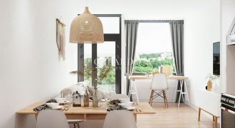 Appartement d’une pièce dans un immeuble représentatif à côté de l’Université d’économie nationale et mondiale